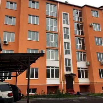 ЖК Уютний ,закритий двір ,скважина ,осмос ;охоронець,З паркомісцем,Центр