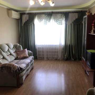 Продаж квартири 3к мебльована