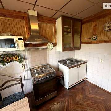 Продаж 3к Квартира Тролейбусна вулиця