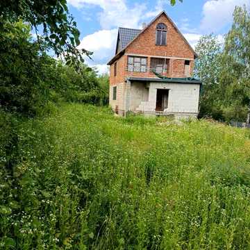 Продається просторий будинок 150 м² біля Ужгорода в престижному дачному районі Оноківців
