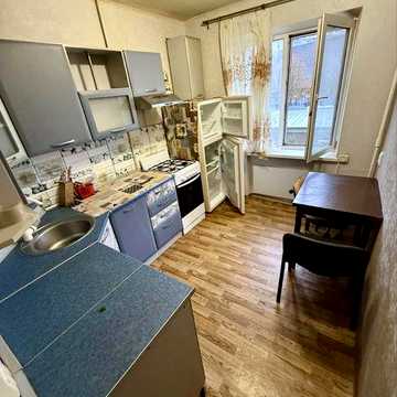 Продам 2х кімнатну квартиру.Район Сільпо