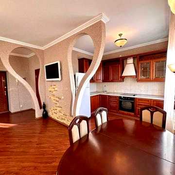 Продаю 4-к квартиру 89 м2 метро Салтовское Героев Труда Салтовка Тракторостроителей 103Б