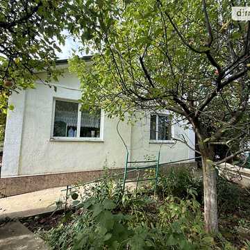 Продаж 1к Дім Хуторянська вулиця
