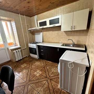 Продам 2 - кім. квартиру від ВЛАСНИКА за адресою вул. Білодідівка 19