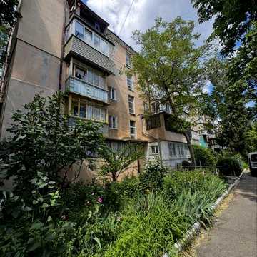 Срочная продажа!3 комнатная квартира Адмиральский проспект,Краснова ,можно под программы 39900 $