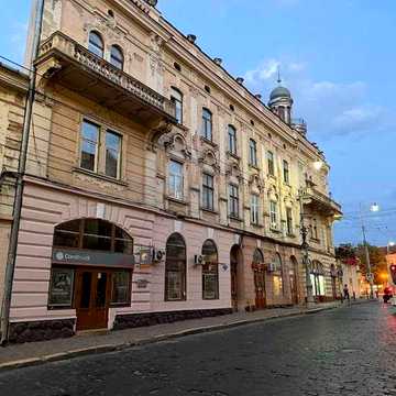 Продається 1-кімнатна квартира на вул. Головна, історичний ЦЕНТР міста