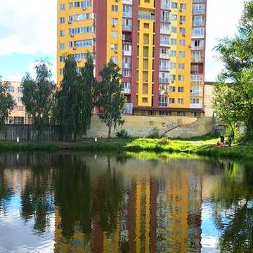 Простора квартира в новому будинку