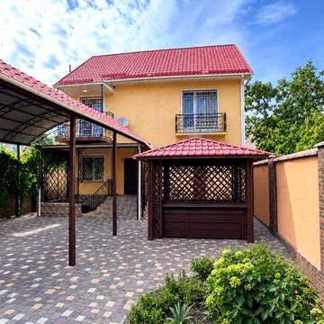 Будинок в ЦЕНТРІ . вул Гліба Бабіча (8 Березня)
