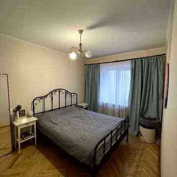Оренда 2к, м. Палац Україна, вул. Євгена Коновальця 7/9, Печерський район