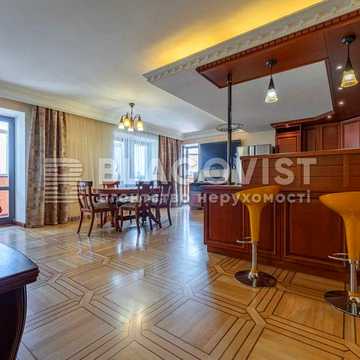 Продажа .  3 к.  Івасюка 22 (Героїв Сталінграду) 22 . 135 м.кв