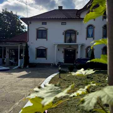 Продаж великого будинку | Глибока, вул. Буковинська