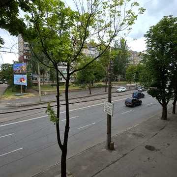 Від власника 2 кім.  на пр. Миру ЖК немає