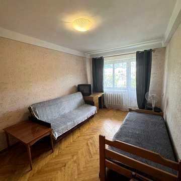 Продаж 1 кімнатної квартири пр-т. Відрадний 36