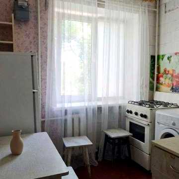 Продам 3-х комнатную квартиру в Чугуеве