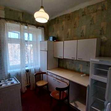 Долгосрочная аренда трехкомнатной на Круговой, возле стадиона "Стрела"