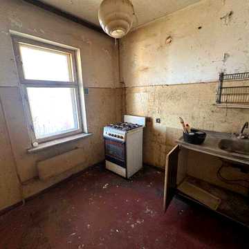 Продаж 1кімн. ПІД ремонт, Троєщина, Єкстер 8