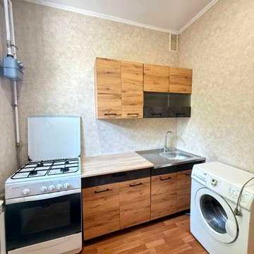 2 кімн/ АО газ/ 2 поверх/ центр