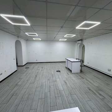 None 150000.0 USD