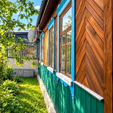 Продаж будинку з господарськими будівлями - поруч Коростень