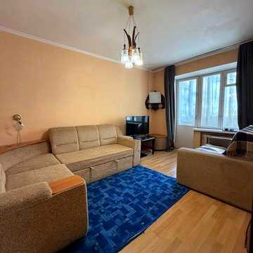 БЕЗ КОМІСІЇ! Продам 1-кімнатну квартиру, метро Берестейська