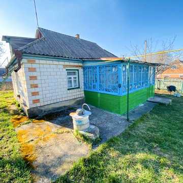 Продається будинок з ділянкою 25 соток