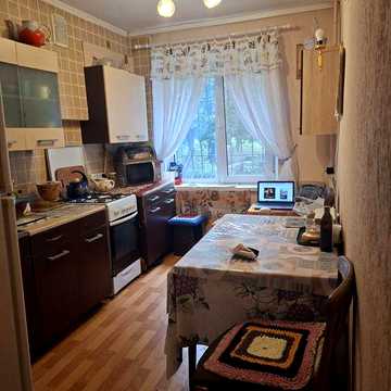 Срочно! Продам 3х комнатную квартиру  на Соколе Чешка балкон + лоджия