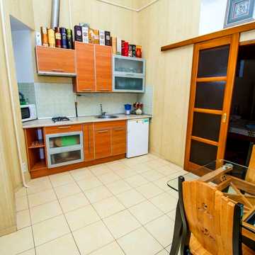 Сдам двухкомнатную квартиру на Садовой угол Дворянской/Центр