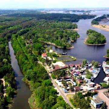 Будиночок на причалі з власним місцем для лодки, 55 причал.