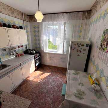 Оренда 2 кім. кв біля метро Харківська
