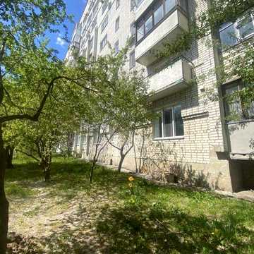 4-кімнатна квартира 80 м², 7/10 цегла, вул. Героїв Десантників