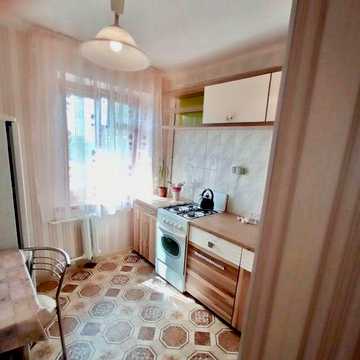 Продам 1 комнатную квартиру на Гагарина Новая Линия,  Метро