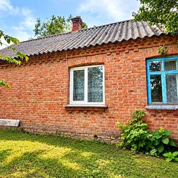 Продаж будинку в Новоставі і 15 сот землі під забудову
