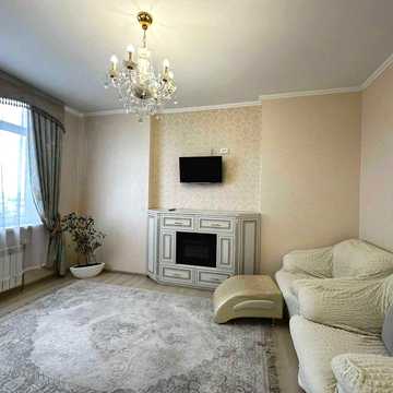 Гната Хоткевича 12, трьох кімнатна, євроремонт ,метро Чернігівська
