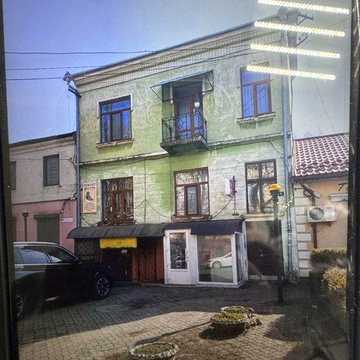Будинок в центрі