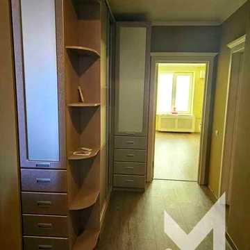 24933 Продам 3 комнатную квартиру м.Хтз, проспект Алёшина 5