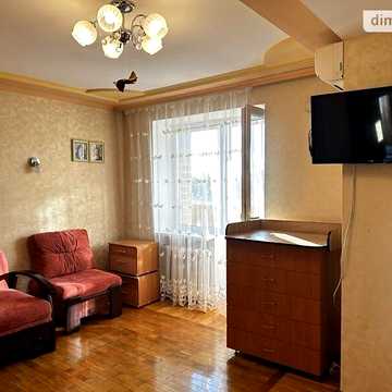 Продаж 4к Квартира Гулака-Артемовського вулиця