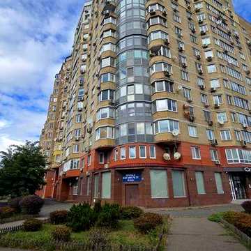 Лівобережна. МВЦ. Микильсько-Слобідська. Продаж квартири.