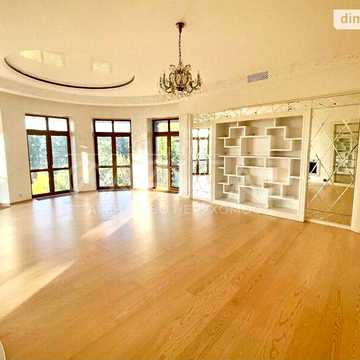 Продаж 10к Дім Центральна вулиця