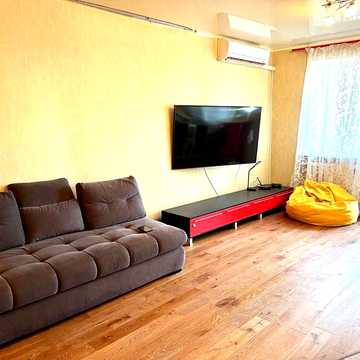 Срібнокільська 24, трех 106м, 9/18пов, гарний стан, метро Осокорки 5хв