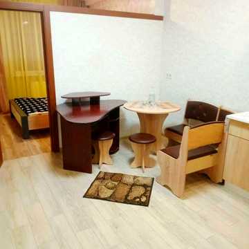 Сдам 1 комнатную квартиру, метро " Хтз ", проспект Индустриальный 6.