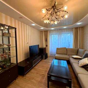 Продаж 4к квартири мікрорайн Виставка вул. Зарічанська