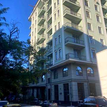 Сдам новую квартиру в центре, Успенский переулок, ЖК Пьер, 2 уровня 46м, владелец.