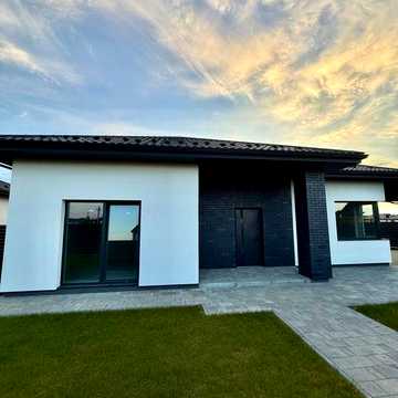 Продаж будинку у Луцькому районі с. Боратин | 120 м. кв | 5 сот | 125 000 $