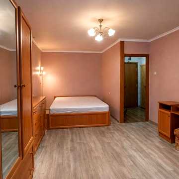 оренда квартири Симиренка, 24А, безпечний  1-й поверх