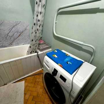 Сдам 1кв.ж/м Тополь-3 дом 19 , третий этаж
