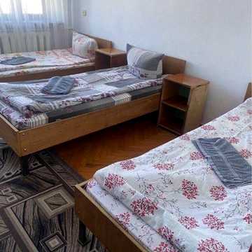 Оренда кімнат в будинку для військових .