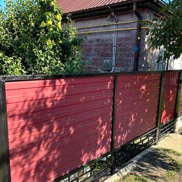 Продаж півбудинку
