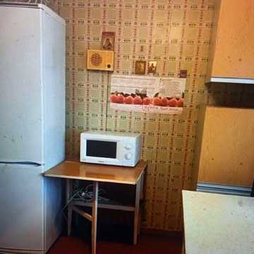 Аренда Двухкомнатная  Здолбуновская 5, 9500 гр