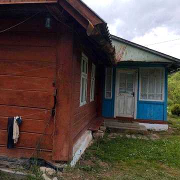 Продаж 1 поверхового будинку з верандою і ділянкою на 25 соток, 79.3 кв. м, 2 кімнати, на вул. Тараса Шевченка 519