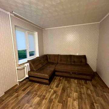 Продам 1 кім в центрі Спартак
